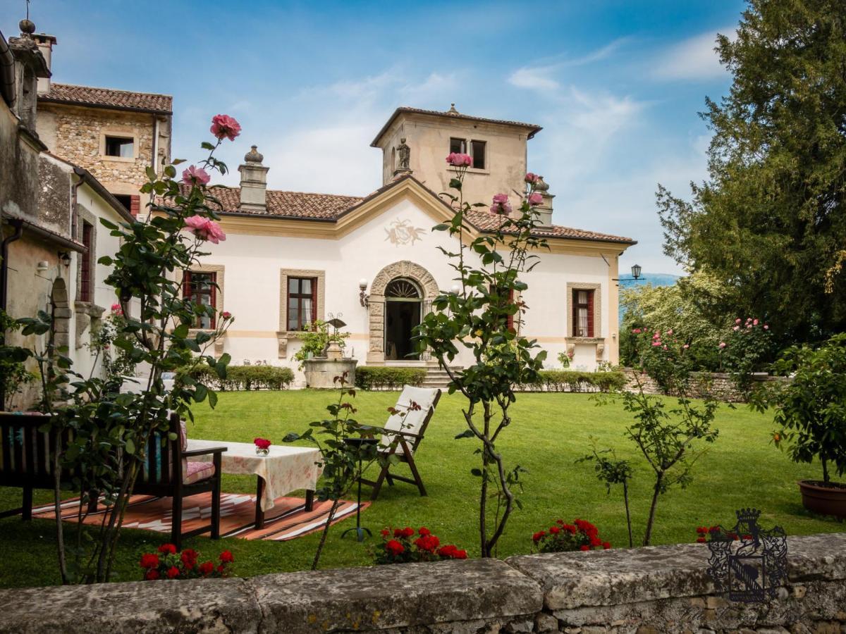 Villa Verecondi Scortecci Colle Umberto  Exterior photo