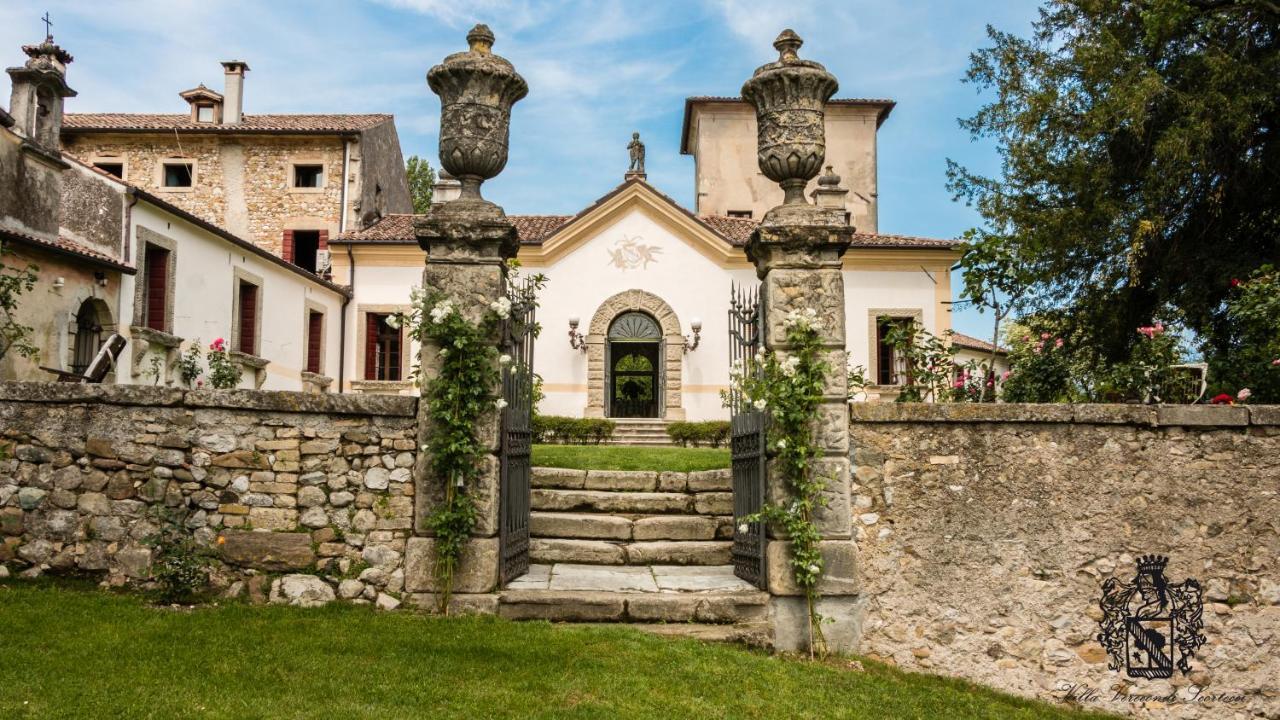 Villa Verecondi Scortecci Colle Umberto  Exterior photo
