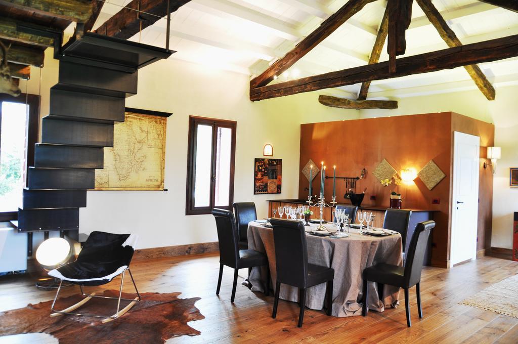 Villa Verecondi Scortecci Colle Umberto  Exterior photo